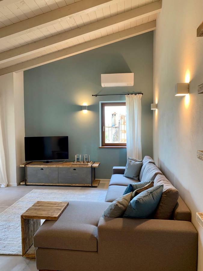 Borgo Al Tempo Perduto Villa Gargnano Bagian luar foto